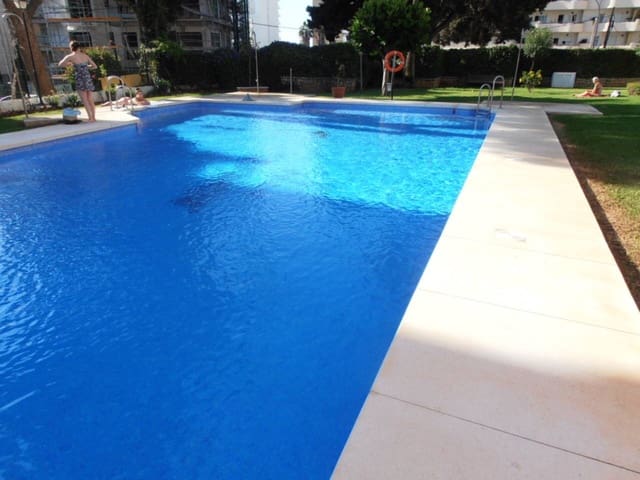 1 makuuhuone Huoneisto vuokrattavana paikassa Puerto Marina, Benalmádena mukana uima-altaan - 1 050 € (Ref: 9326175)