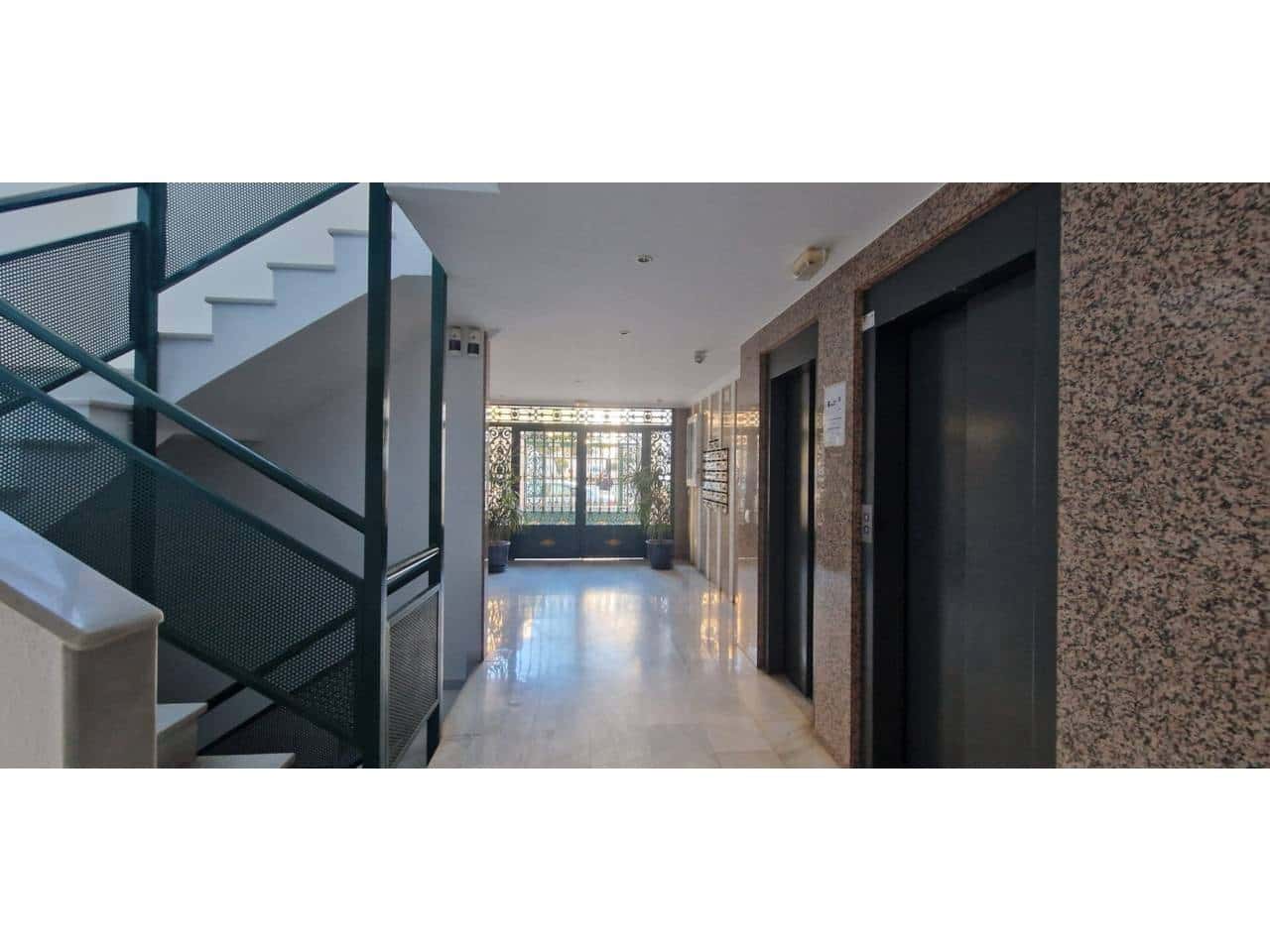 3 makuuhuone Huoneisto myytävänä paikassa Benalmadena mukana uima-altaan 
autotalli - 495 000 € (Ref: 9330177)