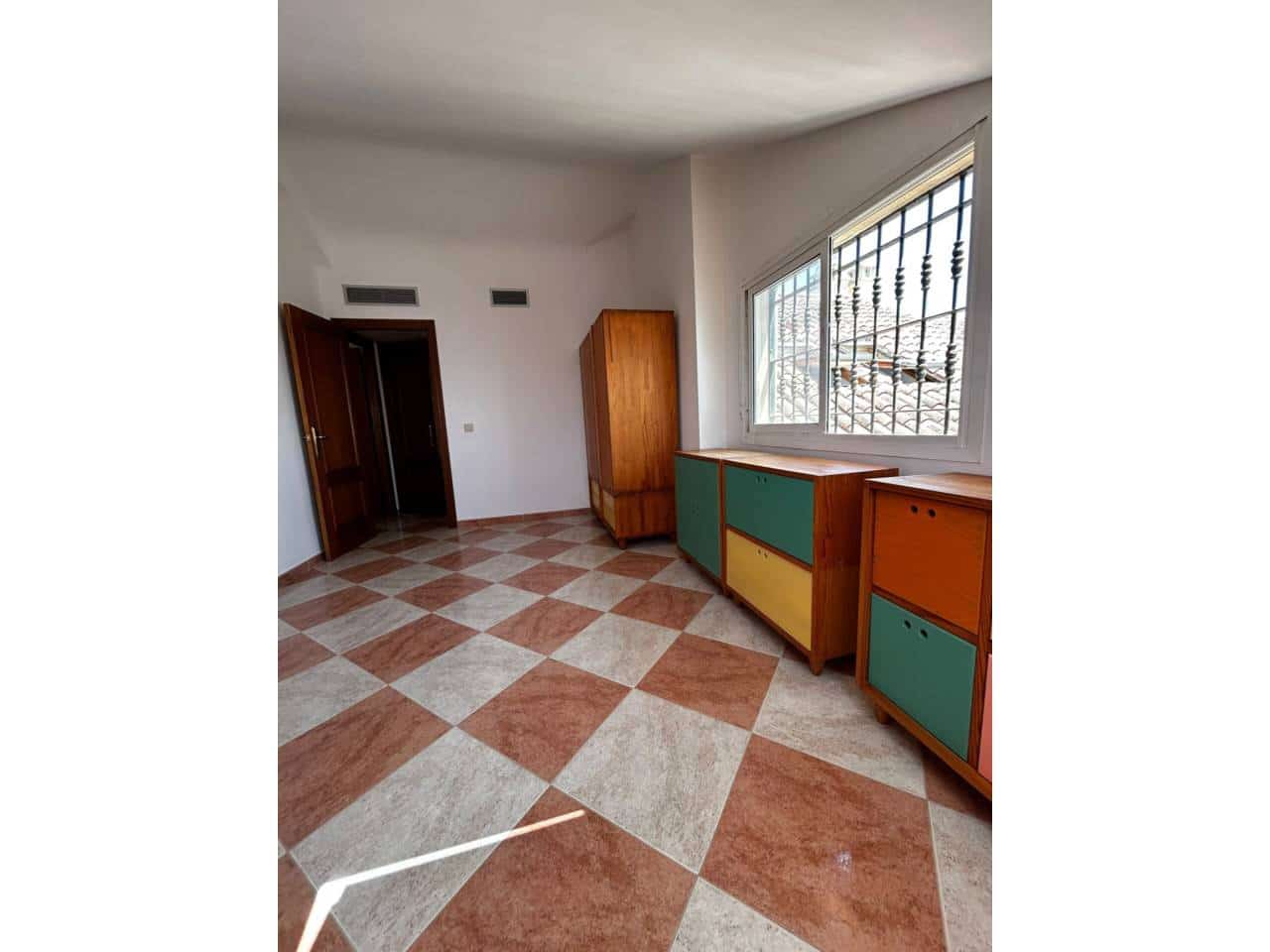 3 soverom Penthouse til salgs i Benalmadena med svømmebasseng garasje - € 469 000 (Ref: 9330177)