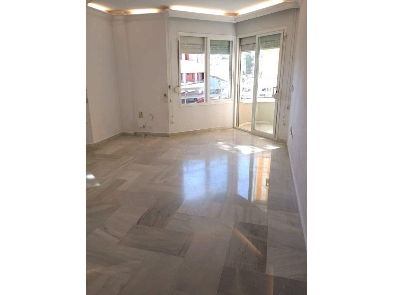 1 chambre Appartement à vendre à Torremolinos avec piscine garage - 299 000 € (Ref: 9330178)