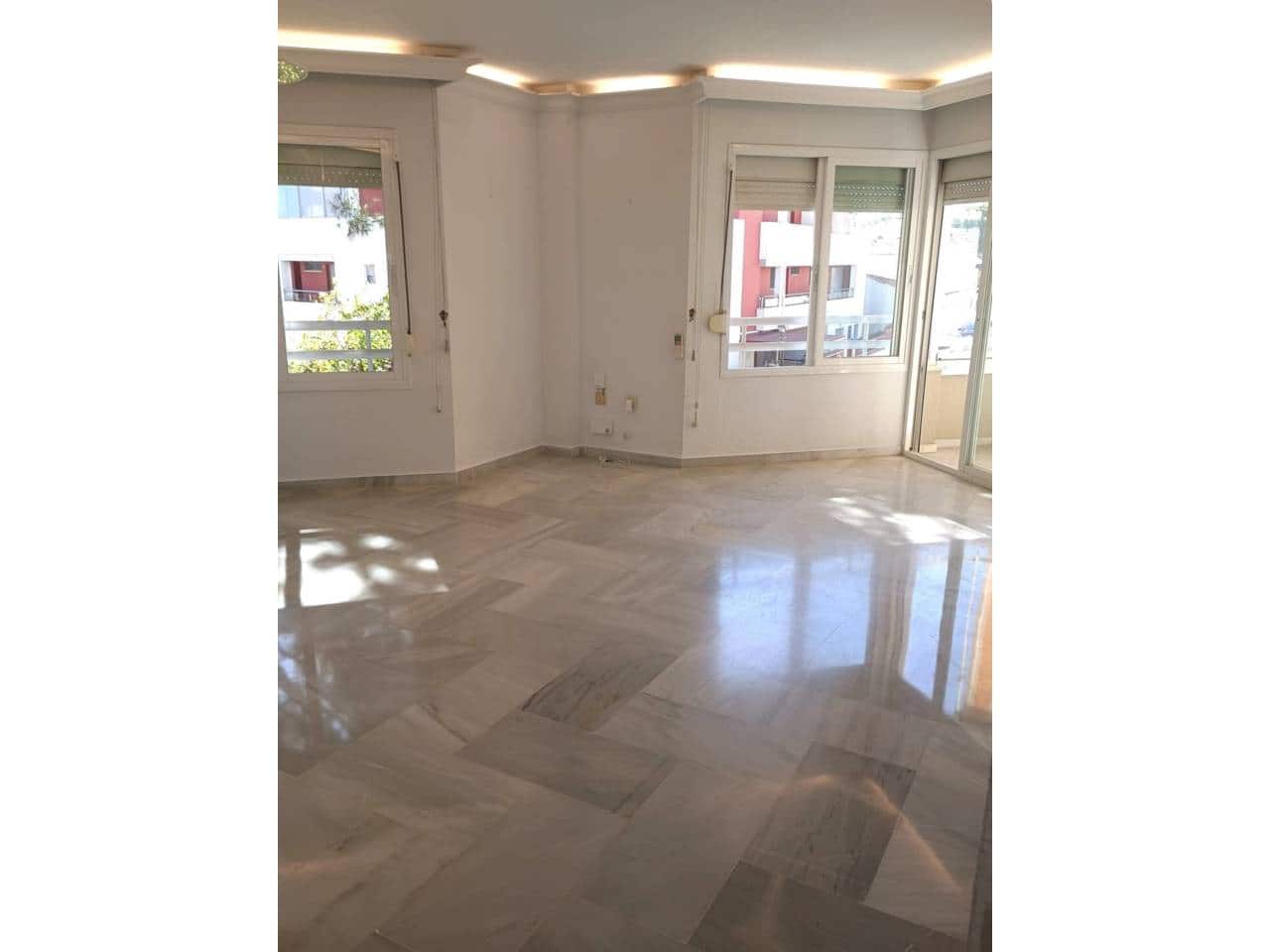 1 chambre Appartement à vendre à Torremolinos avec piscine garage - 299 000 € (Ref: 9330178)