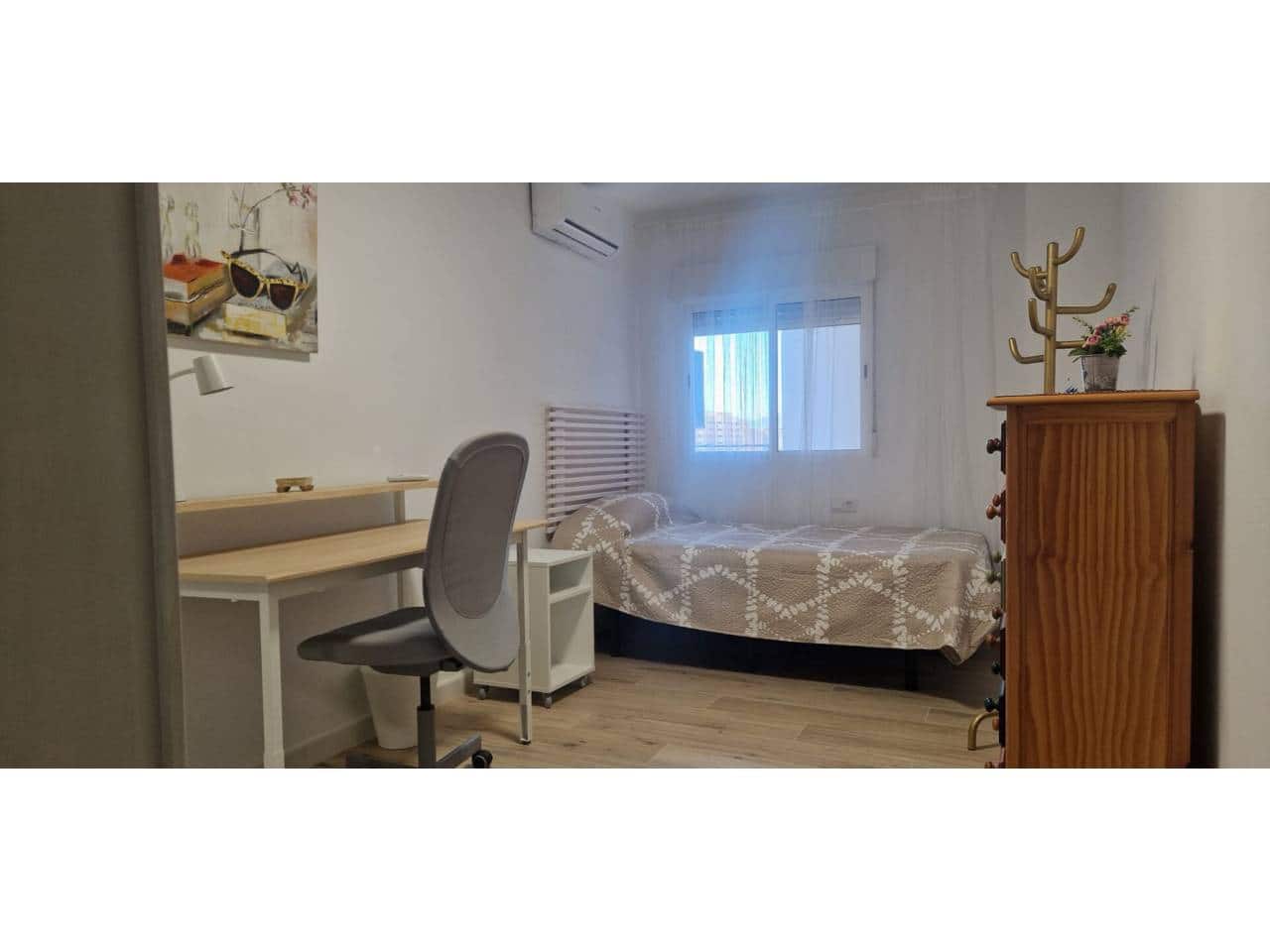 2 sypialnia Mieszkanie do wynajęcia w Miasto Malaga - 1 500 € (Ref: 9340737)