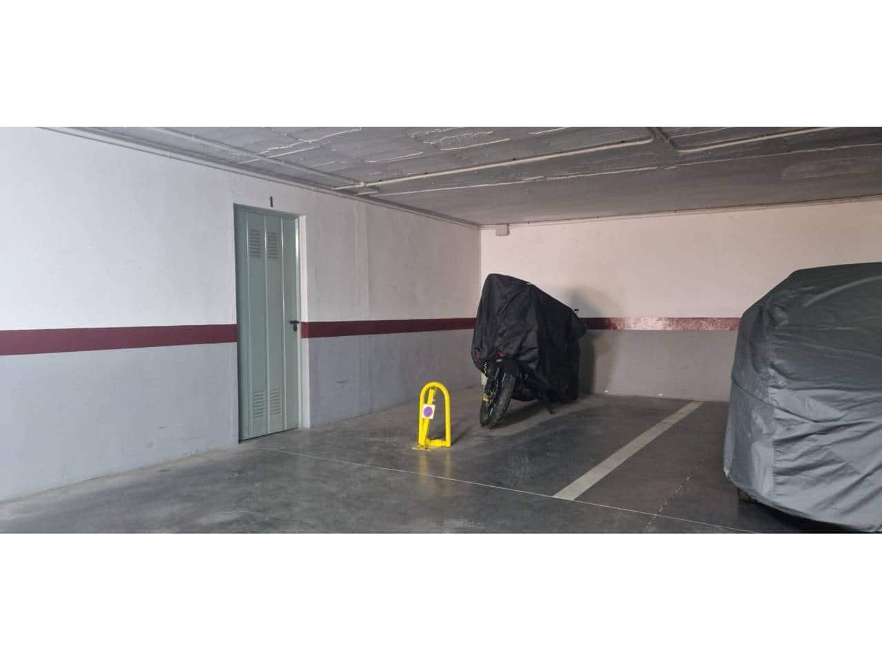 Garage til salg i Benalmadena - € 37.000 (Ref: 9358906)