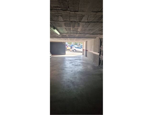 Autotalli myytävänä paikassa Puerto Marina, Benalmádena - 37 000 € (Ref: 9358906)