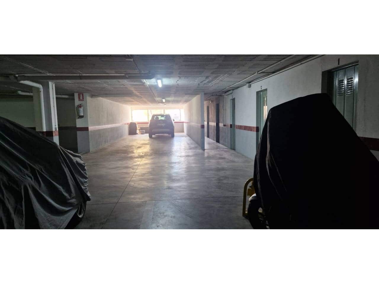 Garage til salg i Benalmadena - € 37.000 (Ref: 9358906)