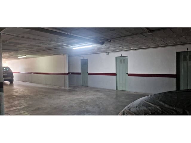 Autotalli myytävänä paikassa Puerto Marina, Benalmádena - 37 000 € (Ref: 9358906)