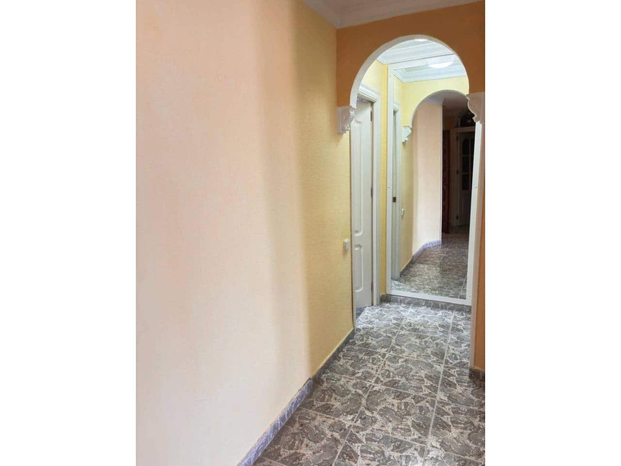 1 soverom Leilighet til salgs i Benalmadena med svømmebasseng garasje - € 269 000 (Ref: 9382382)