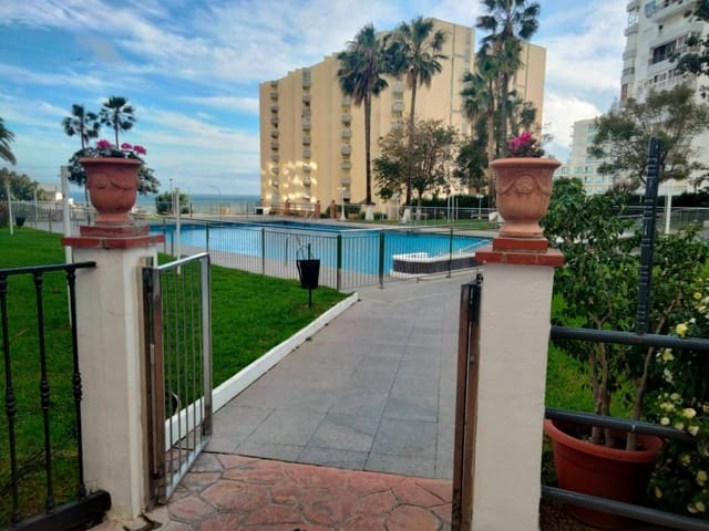 2 slaapkamer Appartement te koop in Puerto Marina, Benalmádena met zwembad - € 310.000 (Ref: 9382383)
