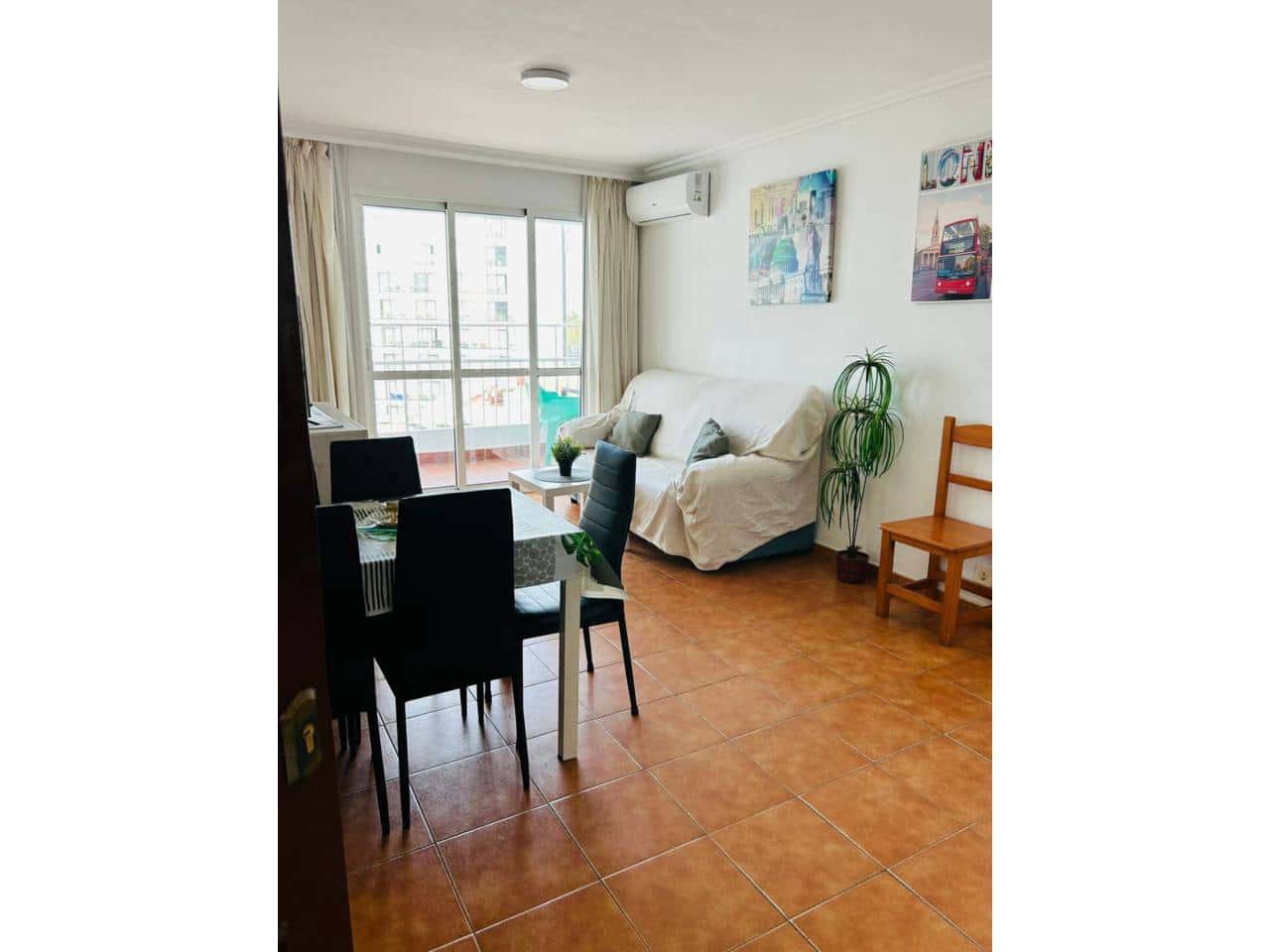 2 makuuhuone Huoneisto myytävänä paikassa Benalmadena mukana uima-altaan - 450 000 € (Ref: 9426918)