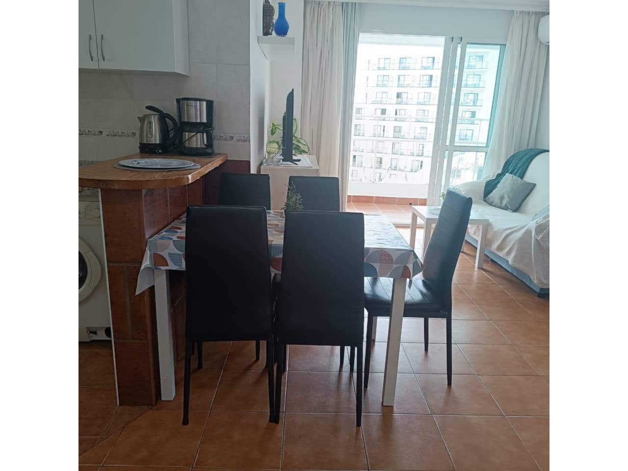 2 makuuhuone Huoneisto myytävänä paikassa Benalmadena mukana uima-altaan - 450 000 € (Ref: 9426918)