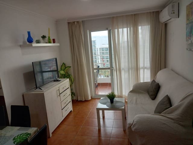 2 makuuhuone Huoneisto myytävänä paikassa Puerto Marina, Benalmádena mukana uima-altaan - 450 000 € (Ref: 9426918)