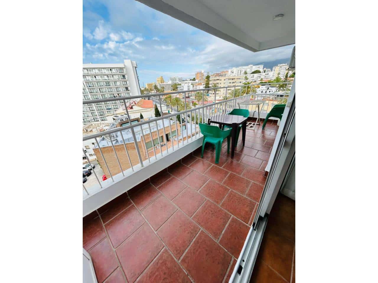 2 makuuhuone Huoneisto myytävänä paikassa Benalmadena mukana uima-altaan - 450 000 € (Ref: 9426918)