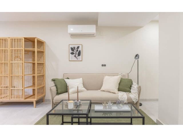 Studio te koop in Martiricos, Málaga stad - € 213.000 (Ref: 9451758)