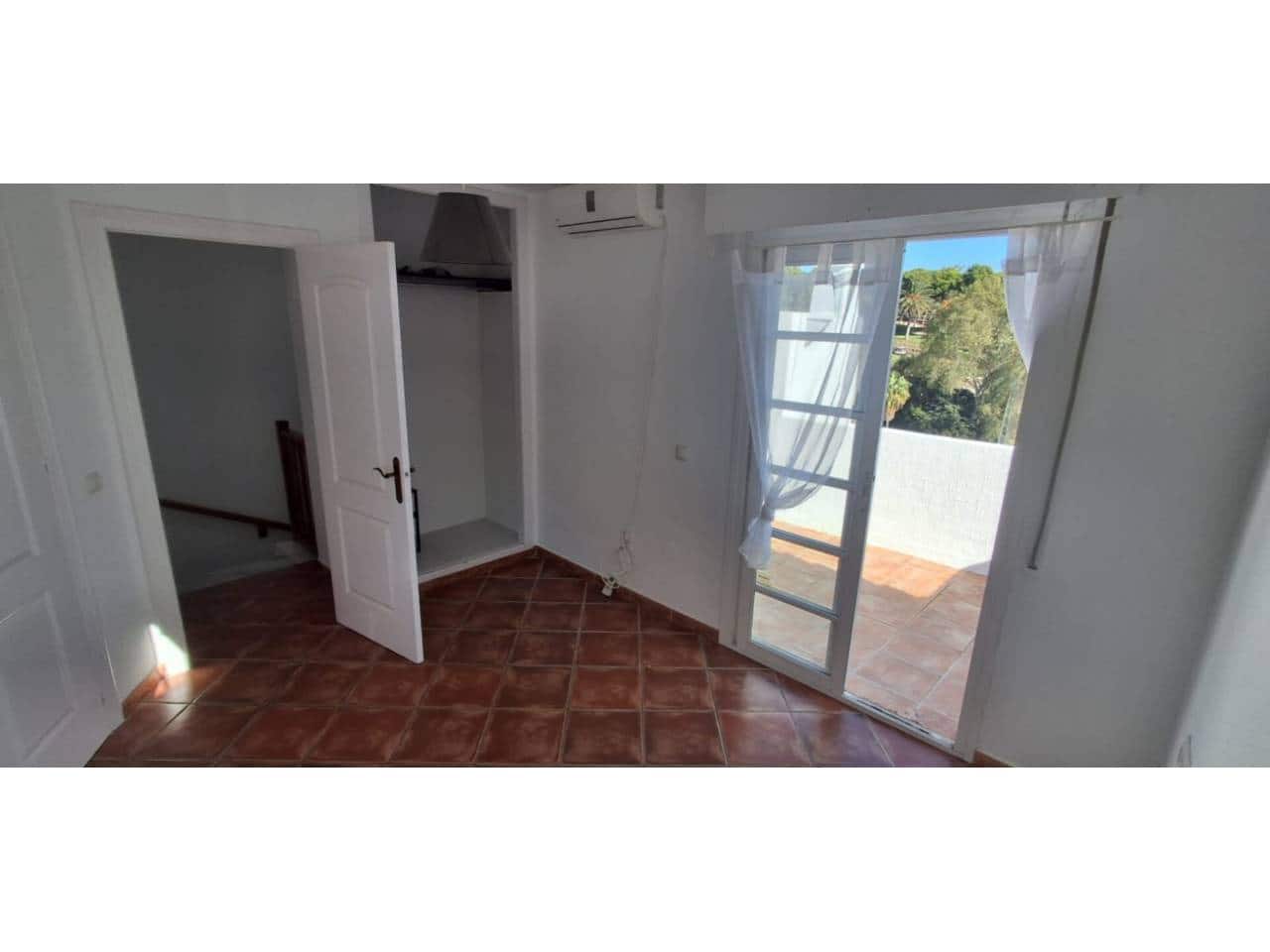 3 sovrum Hus till salu i Benalmadena med pool - 429 000 € (Ref: 9461144)