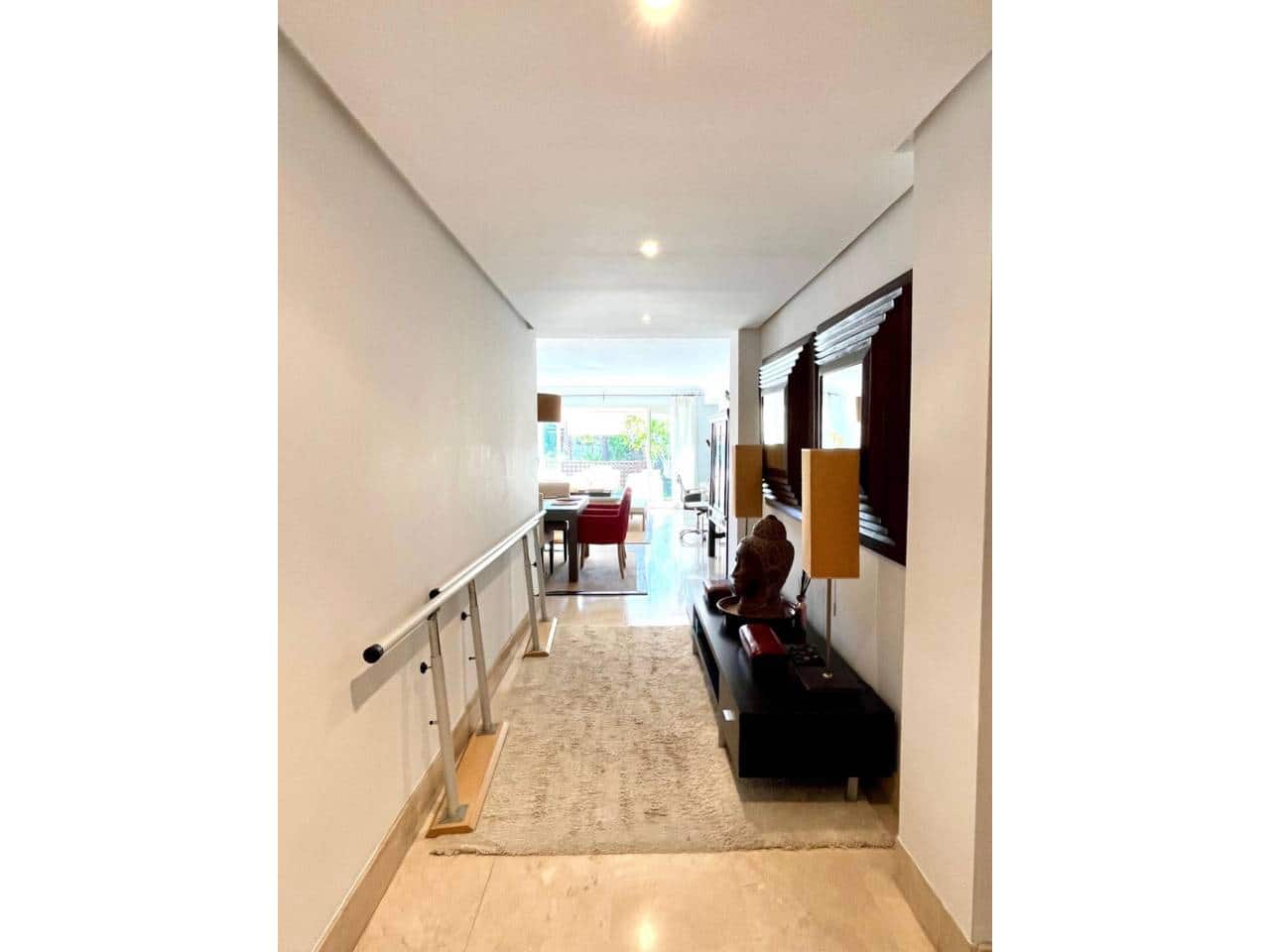 3 chambre Appartement à vendre à Rio Real avec piscine garage - 735 000 € (Ref: 9500978)