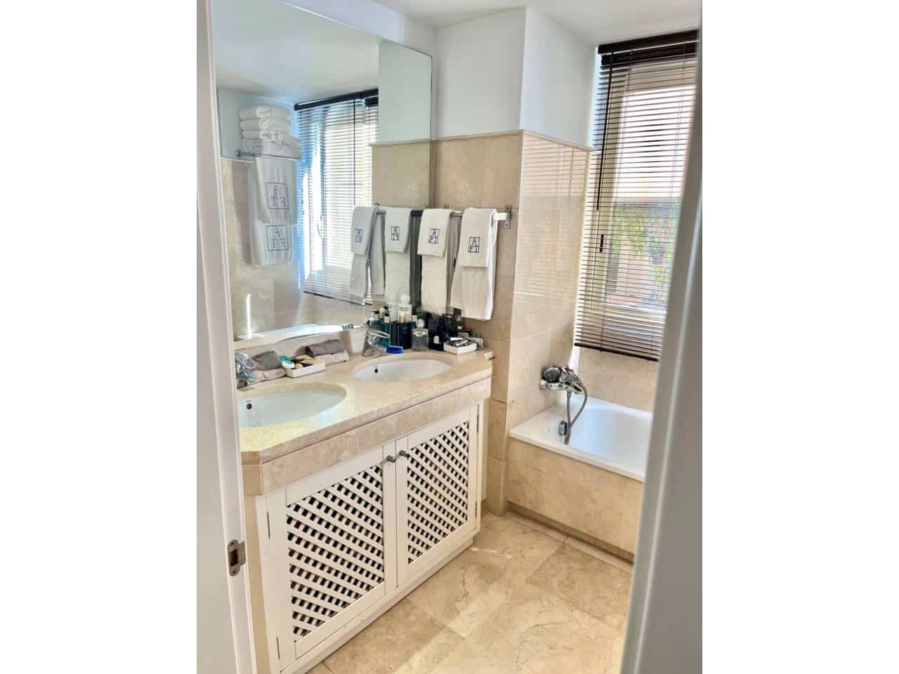 3 chambre Appartement à vendre à Rio Real avec piscine garage - 735 000 € (Ref: 9500978)