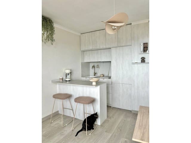 Yksiö myytävänä paikassa Parque de la Paloma, Benalmádena mukana uima-altaan - 180 000 € (Ref: 9518265)