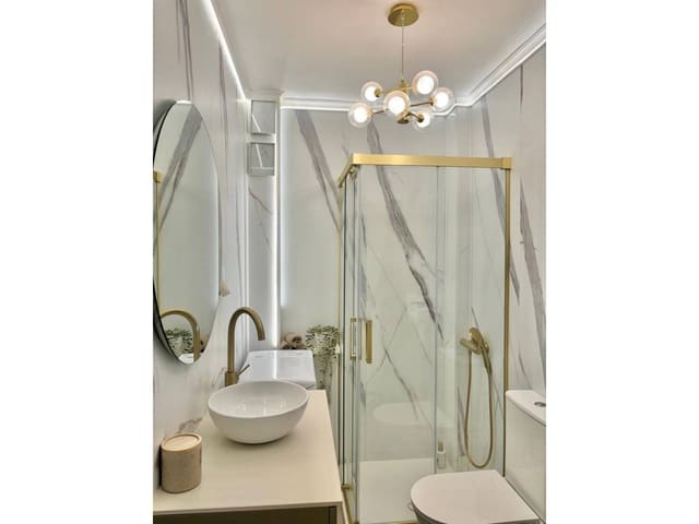 Yksiö myytävänä paikassa Parque de la Paloma, Benalmádena mukana uima-altaan - 180 000 € (Ref: 9518265)