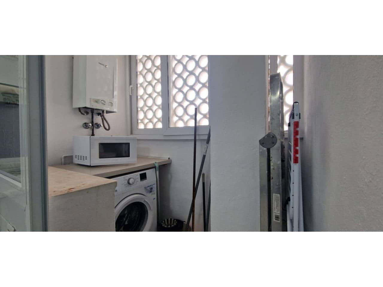 2 bedroom Apartment for rent in Torremolinos with pool garage - € 1,000 (Ref: 9523773)