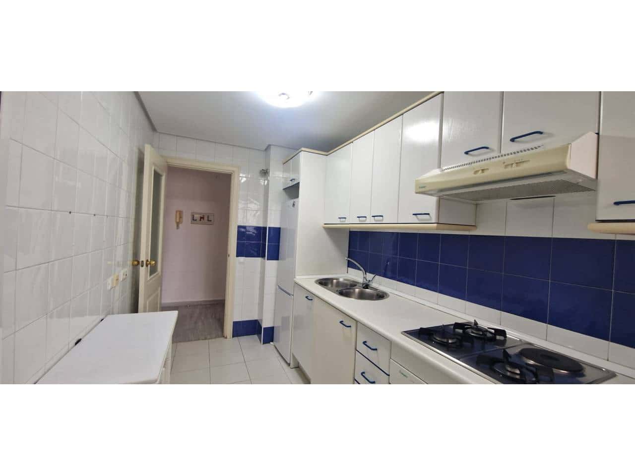 2 bedroom Apartment for rent in Torremolinos with pool garage - € 1,000 (Ref: 9523773)