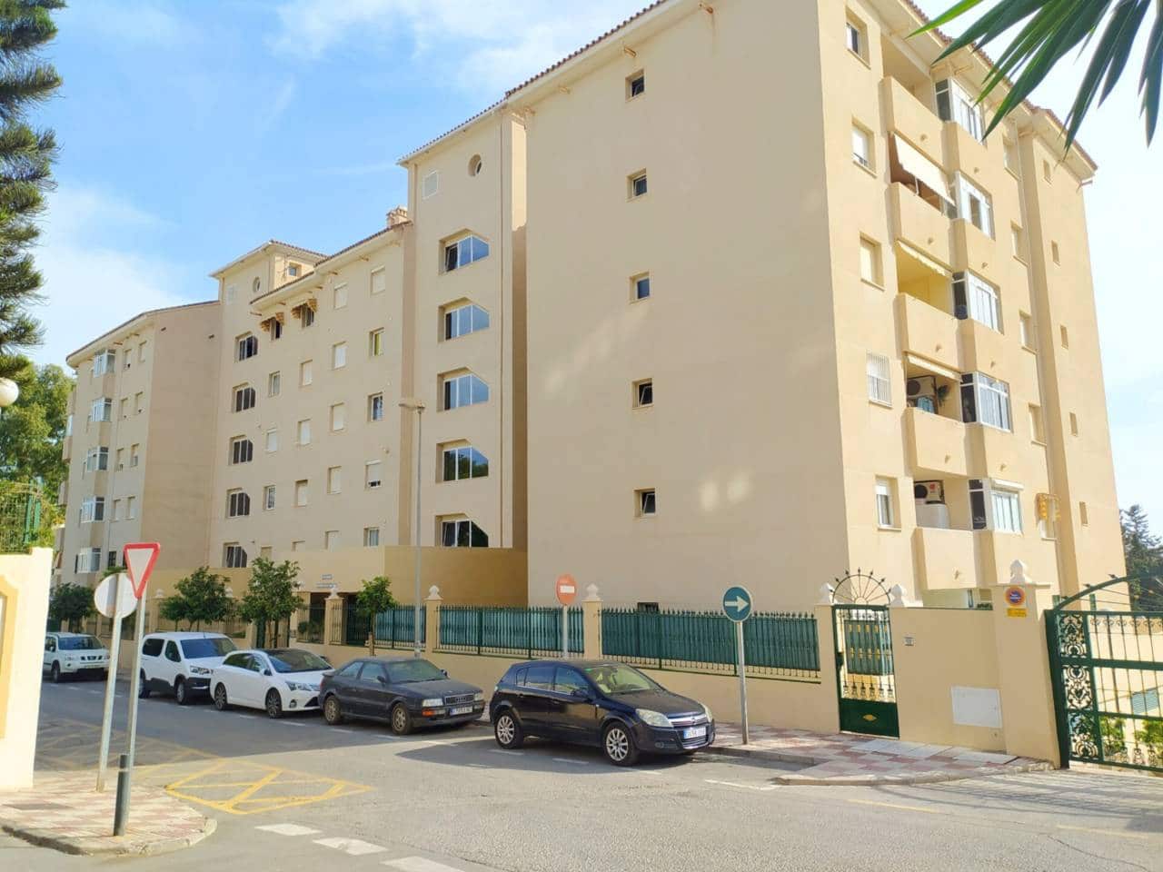 Ático de 3 habitaciones en Benalmádena en venta con piscina garaje - 424.000 € (Ref: 9542904)