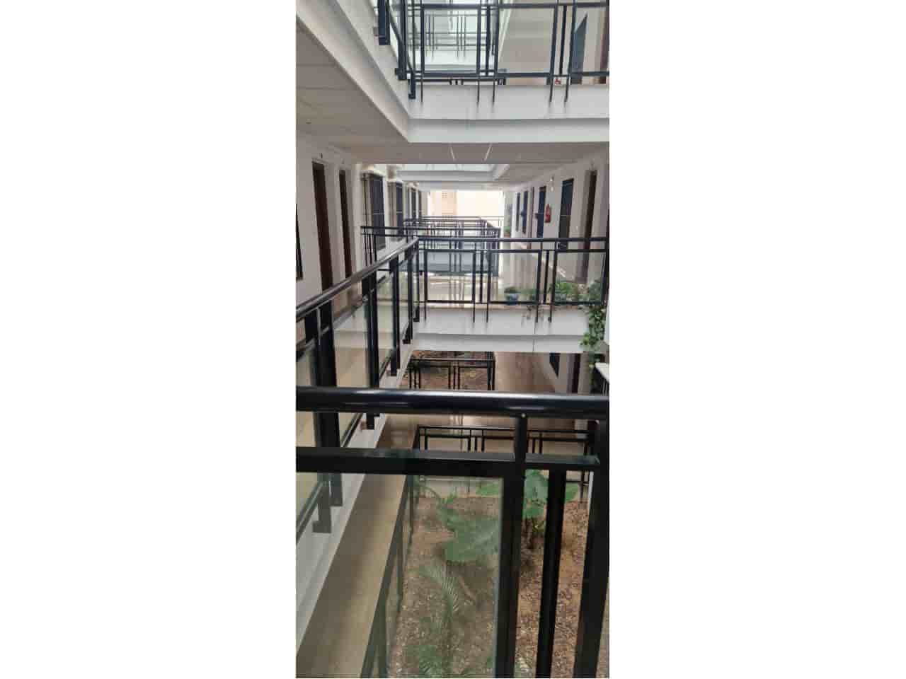 2 bedroom Apartment for sale in Benalmadena with pool garage - € 379,900 (Ref: 9560948)