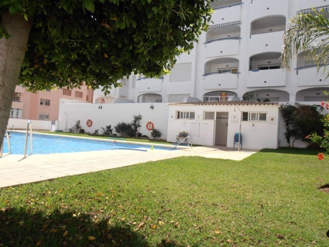 2 bedroom Apartment for sale in Benalmadena with pool garage - € 379,900 (Ref: 9560948)