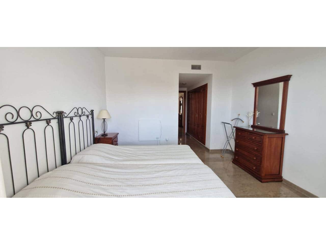 2 sypialnia Penthouse na sprzedaż w Benalmadena z basenem garażem - 399 000 € (Ref: 9564187)