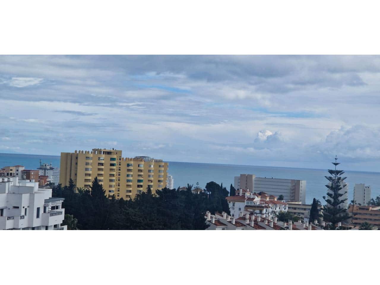 2 sypialnia Penthouse na sprzedaż w Benalmadena z basenem garażem - 399 000 € (Ref: 9564187)