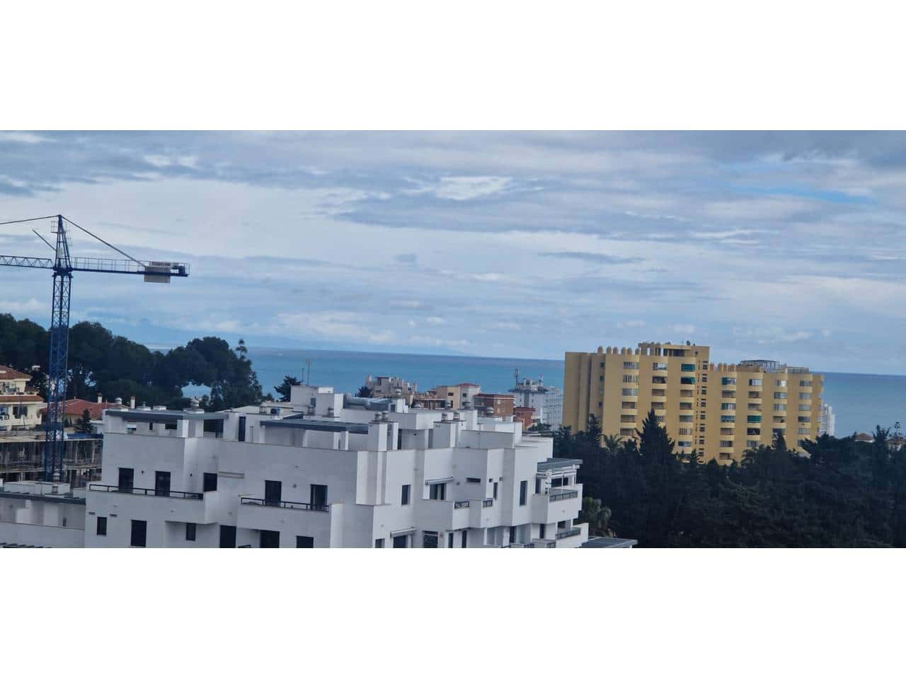 2 sypialnia Penthouse na sprzedaż w Benalmadena z basenem garażem - 399 000 € (Ref: 9564187)