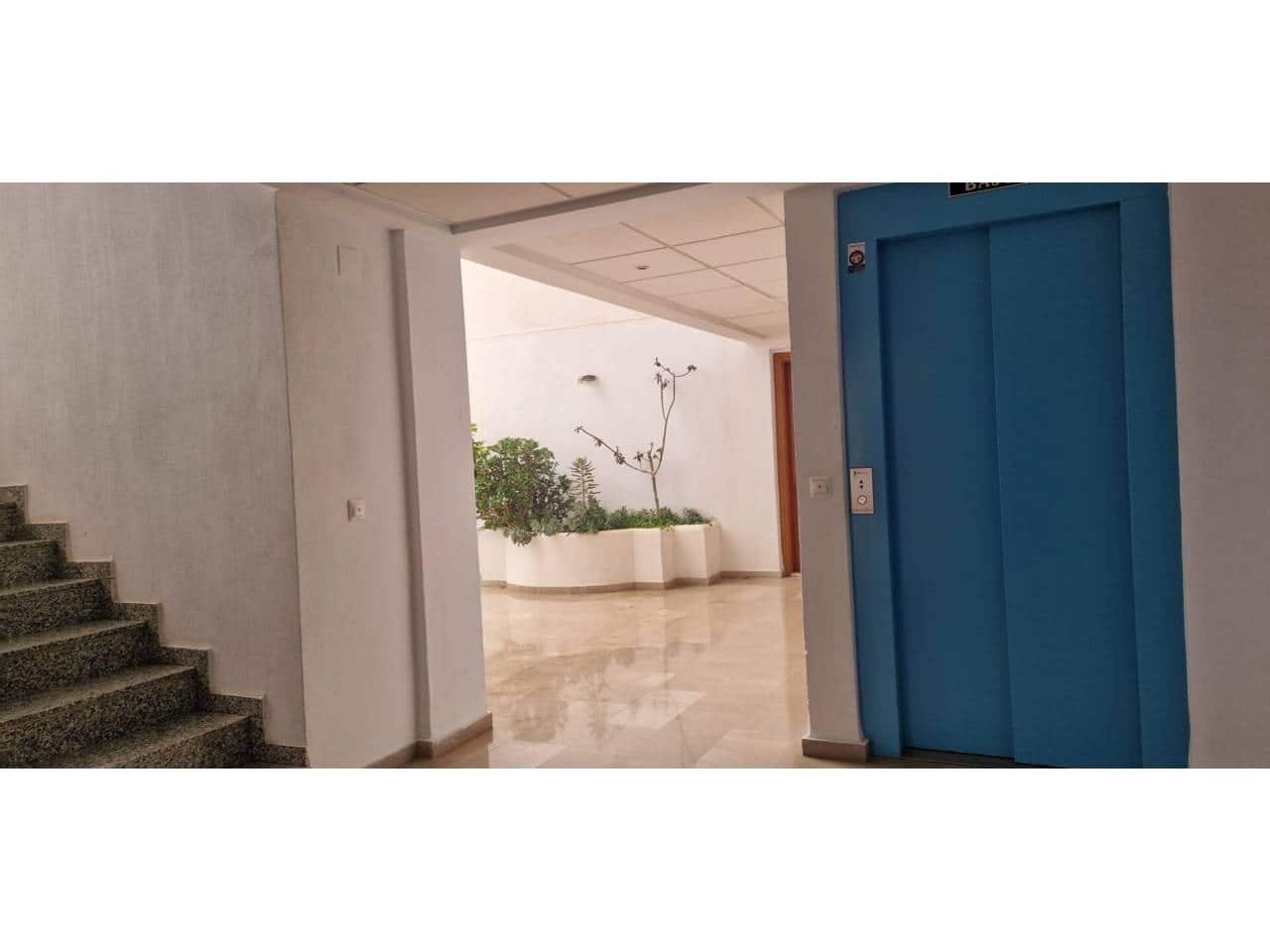 2 sypialnia Penthouse na sprzedaż w Benalmadena z basenem garażem - 399 000 € (Ref: 9564187)