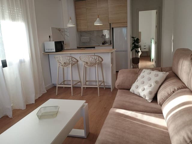 2 Zimmer Apartment zu vermieten in Torremolinos mit Pool - 1.200 € (Ref: 9592243)