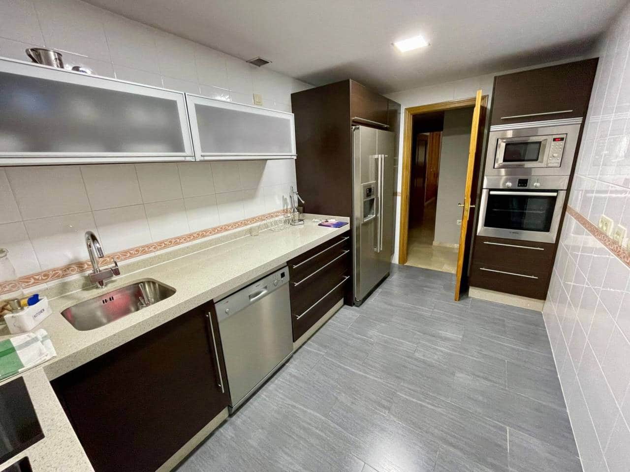 3 bedroom Apartment for sale in Torremolinos with pool garage - € 450,000 (Ref: 9603696)