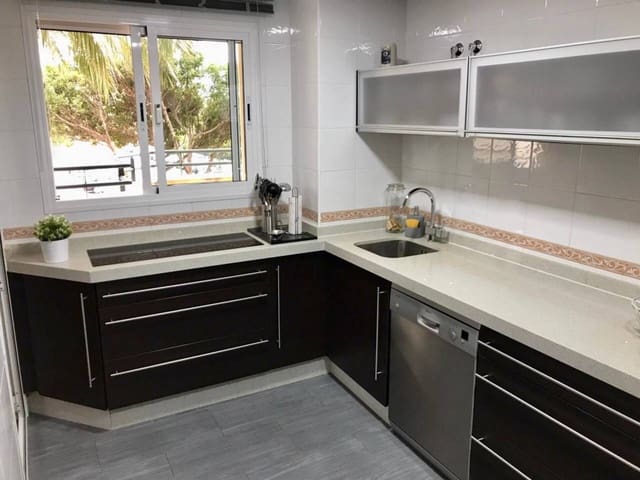 3 bedroom Apartment for sale in Torremolinos with pool garage - € 450,000 (Ref: 9603696)