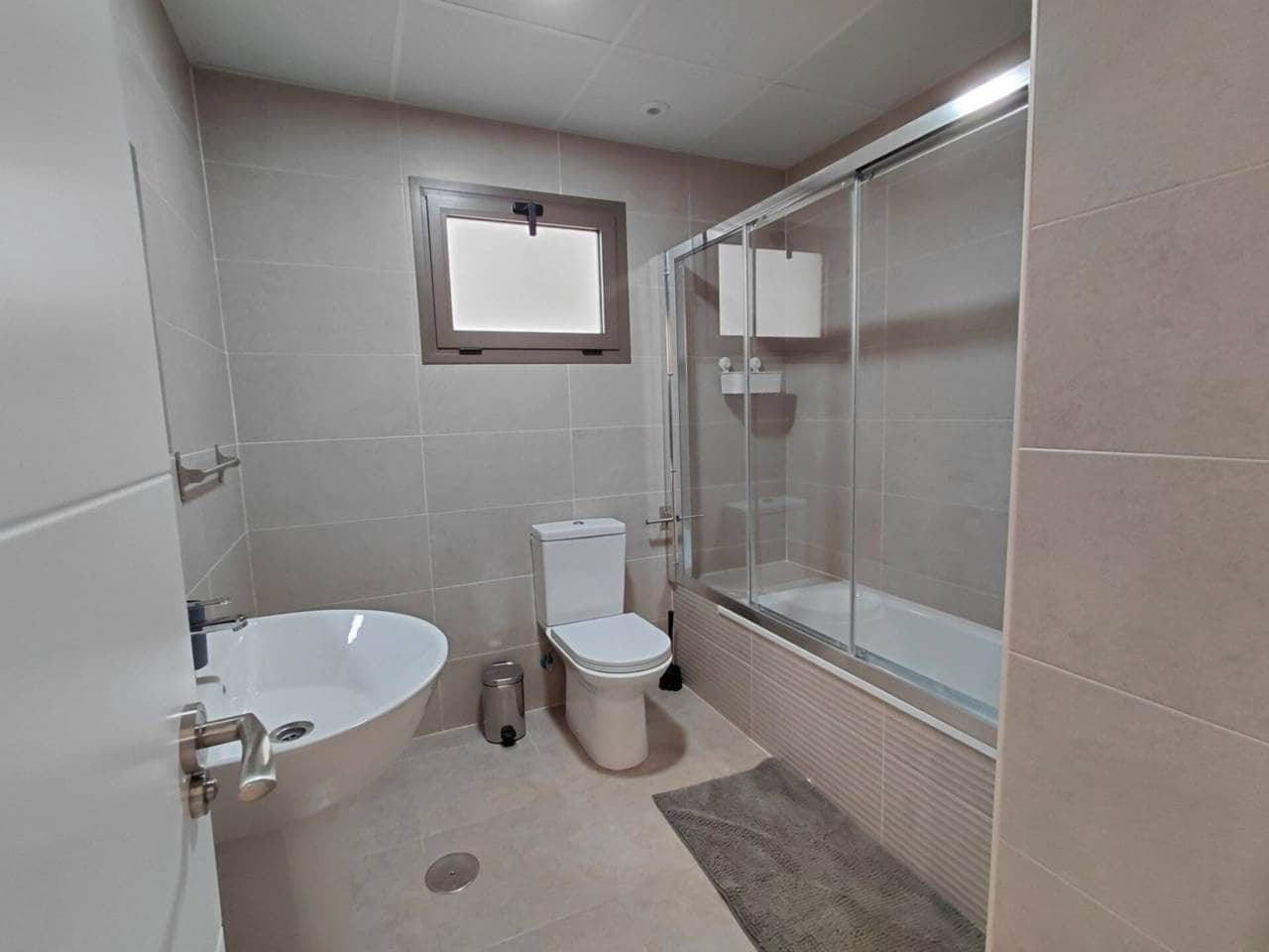 Appartement de 3 chambres à louer à Mijas avec piscine garage - 1 700 € (Ref: 9655580)