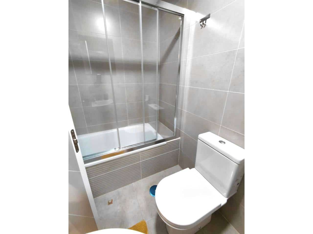 Appartement de 2 chambres à louer à Mijas avec piscine garage - 1 500 € (Ref: 9655581)