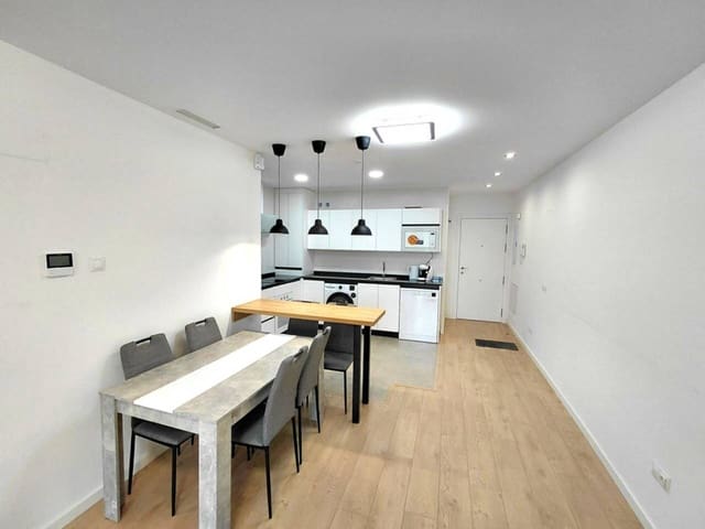 Appartement de 2 chambres à louer à Mijas avec piscine garage - 1 500 € (Ref: 9655581)