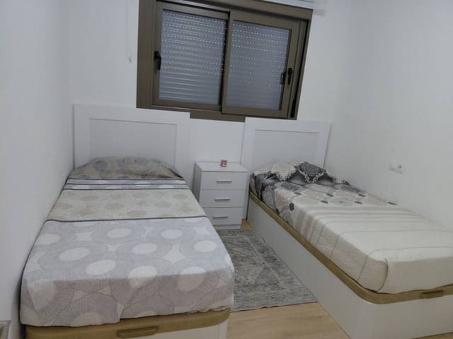 Appartement de 2 chambres à louer à Mijas avec piscine garage - 1 500 € (Ref: 9655581)