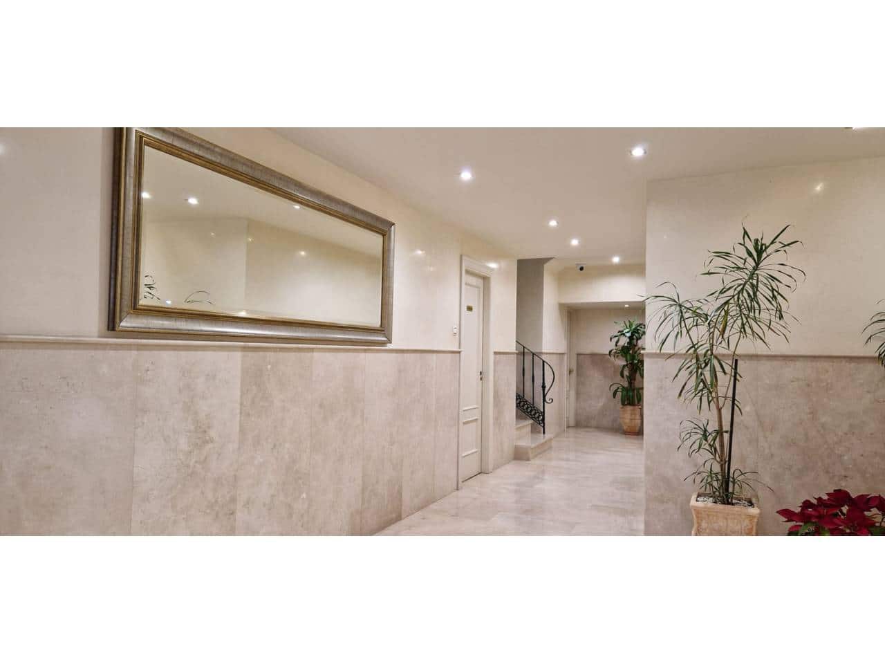 2 bedroom Apartment for rent in Benalmadena with pool - € 1,200 (Ref: 9658126)