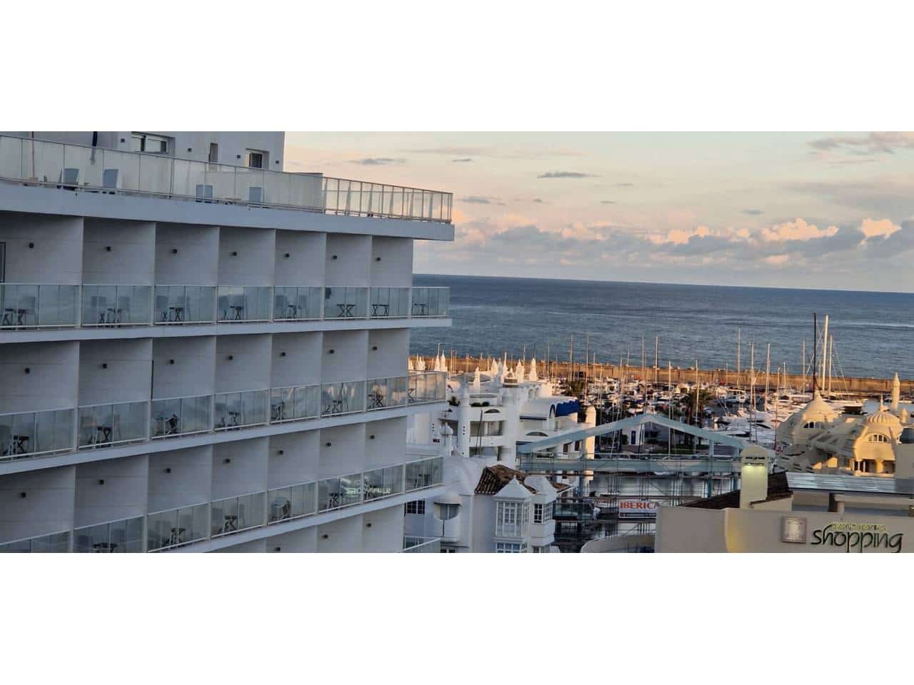 2 bedroom Apartment for rent in Benalmadena with pool - € 1,200 (Ref: 9658126)