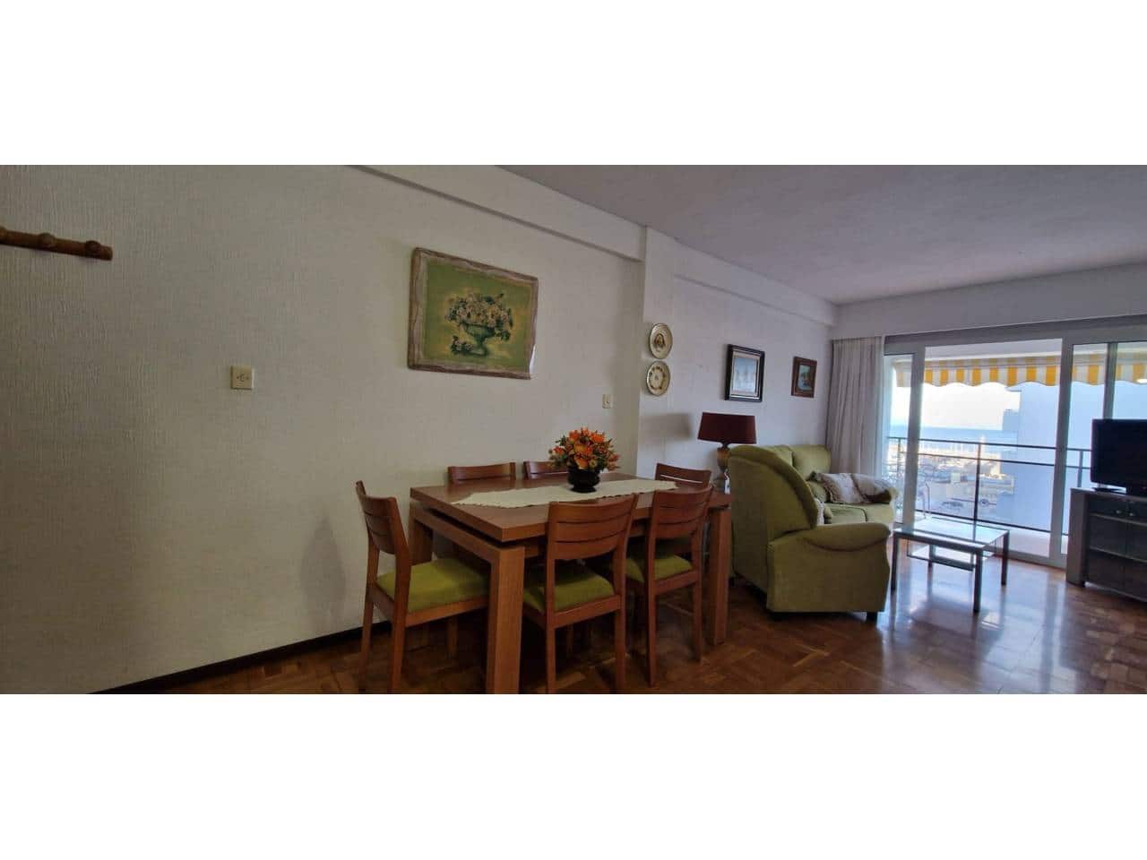 2 bedroom Apartment for rent in Benalmadena with pool - € 1,200 (Ref: 9658126)