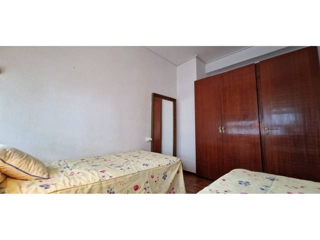 2 bedroom Apartment for rent in Benalmádena with pool - € 1,200 (Ref: 9658126)