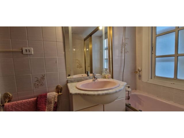 2 bedroom Apartment for rent in Benalmádena with pool - € 1,200 (Ref: 9658126)