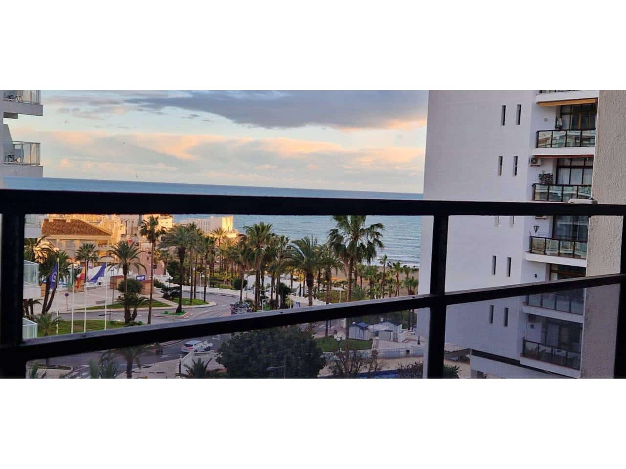 2 bedroom Apartment for rent in Benalmadena with pool - € 1,200 (Ref: 9658126)