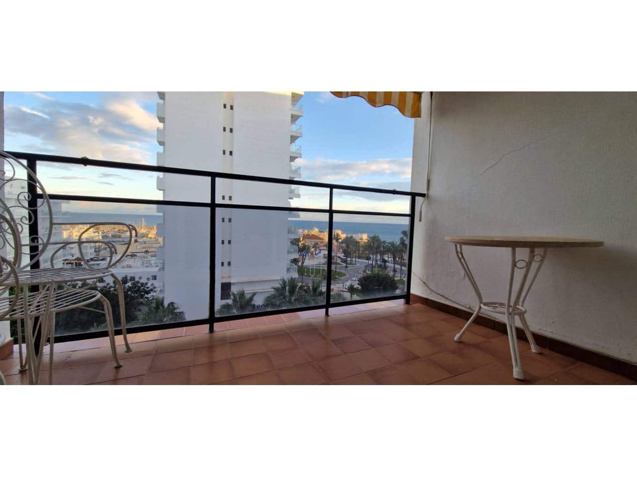 2 bedroom Apartment for rent in Benalmadena with pool - € 1,200 (Ref: 9658126)