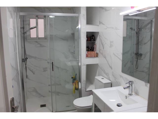 2 Zimmer Apartment zu verkaufen in Benalmádena mit Pool - 262.000 € (Ref: 9689899)