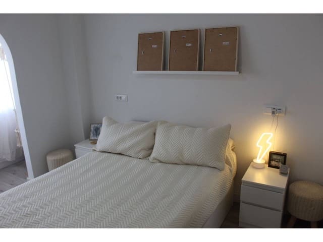 2 Zimmer Apartment zu verkaufen in Benalmádena mit Pool - 262.000 € (Ref: 9689899)