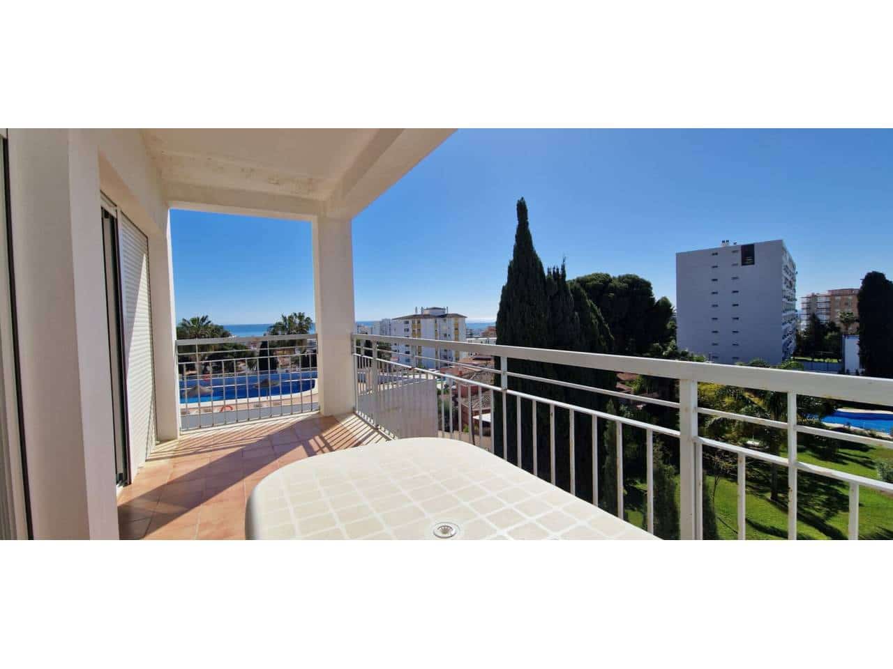 2 slaapkamer Appartement te koop in Benalmadena met zwembad garage - € 295.000 (Ref: 9720754)