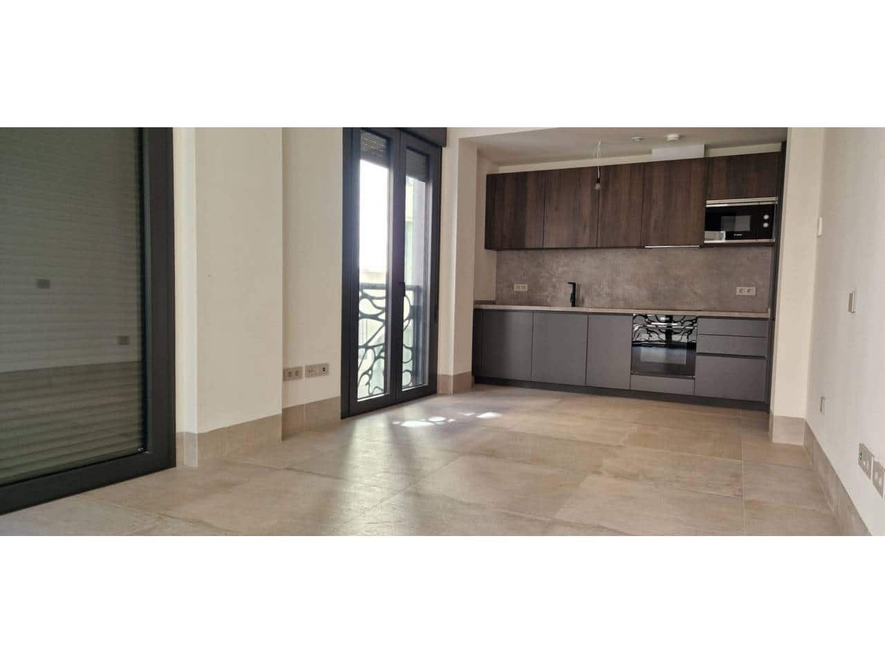 2 slaapkamer Appartement te koop in Malaga stad met garage - € 769.500 (Ref: 9725023)