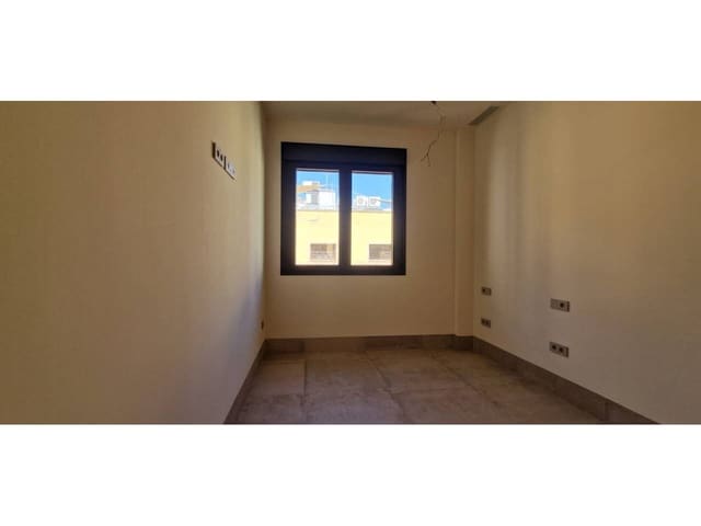 2 soveværelse Lejlighed til salg i Málaga by med garage - € 810.000 (Ref: 9725025)